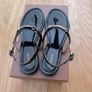 Coach thong patent flat size 8.5 shoes